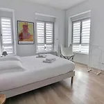 Tatil Evi Maison De Caractere Avec Jacuzzi Et Parking A Deux Pas Du Centre Historique De - Fr-1-722-3 Colmar