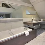 Maison De Caractere Avec Jacuzzi Et Parking A Deux Pas Du Centre Historique De - Fr-1-722-3