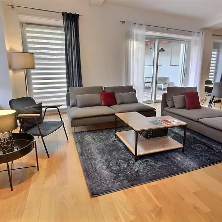 Maison De Caractère Avec Jacuzzi Et Parking à Deux Pas Du Centre Historique De - Fr-1-722-3 *