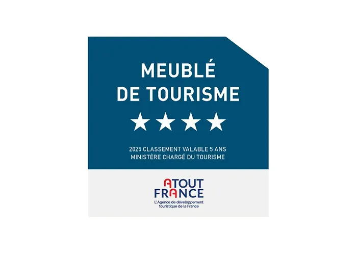 Maison De Caractere Avec Jacuzzi Et Parking A Deux Pas Du Centre Historique De - Fr-1-722-3